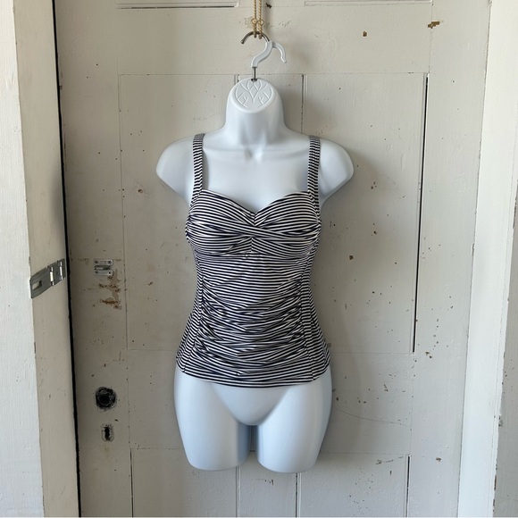 Nip Tuck Sorrento Nautical Stripe Tankini Swim Top Swimsuit - Picture 2 of 10